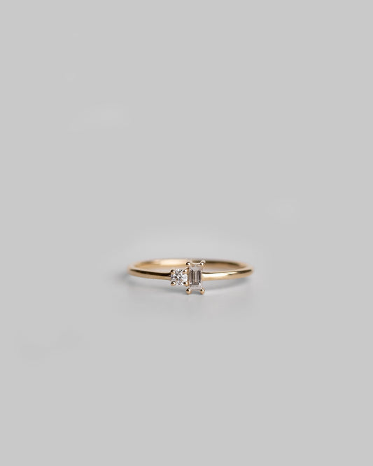 Baguette And Round Diamond Ring