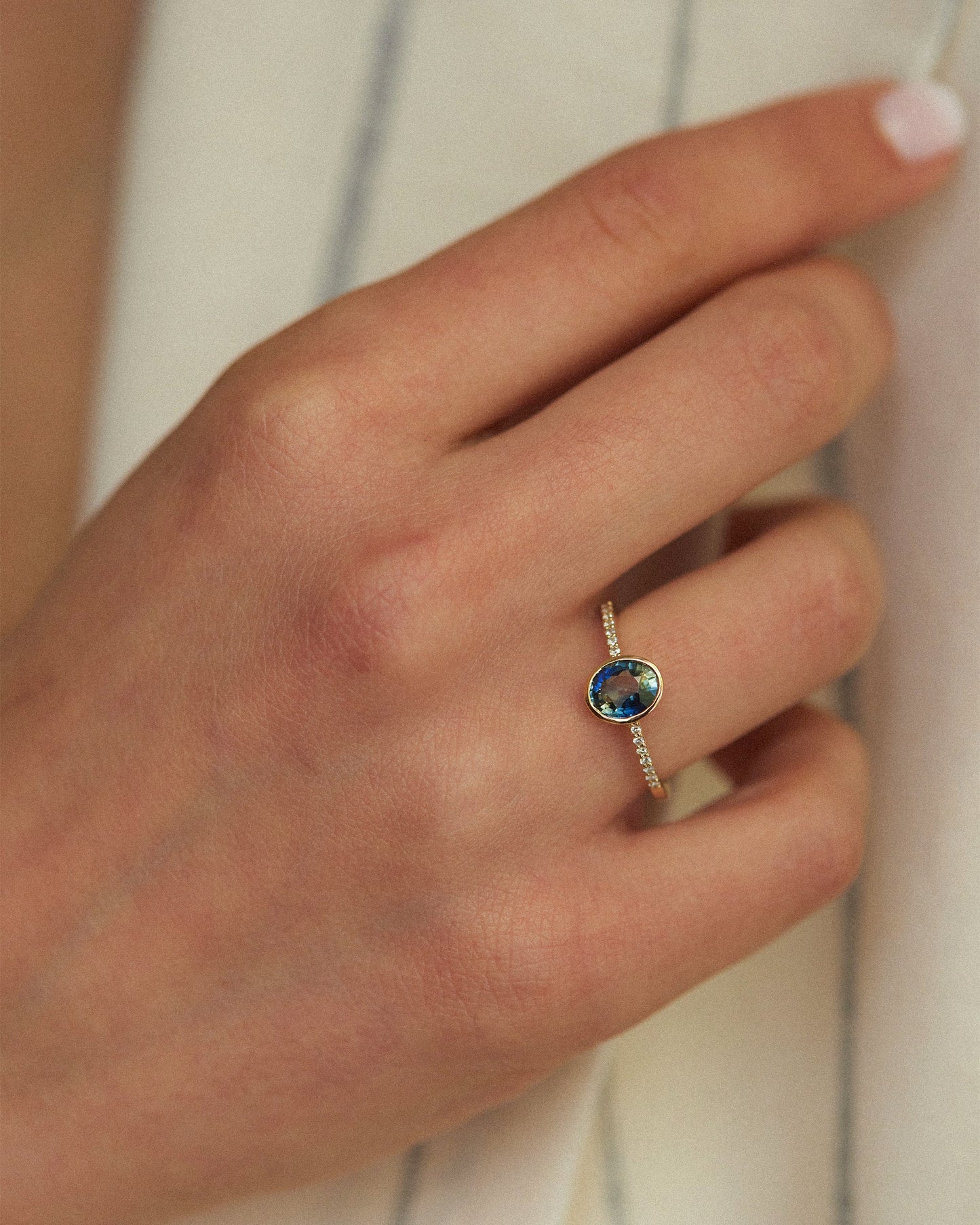 Bi-Color Sapphire Solitaire Ring