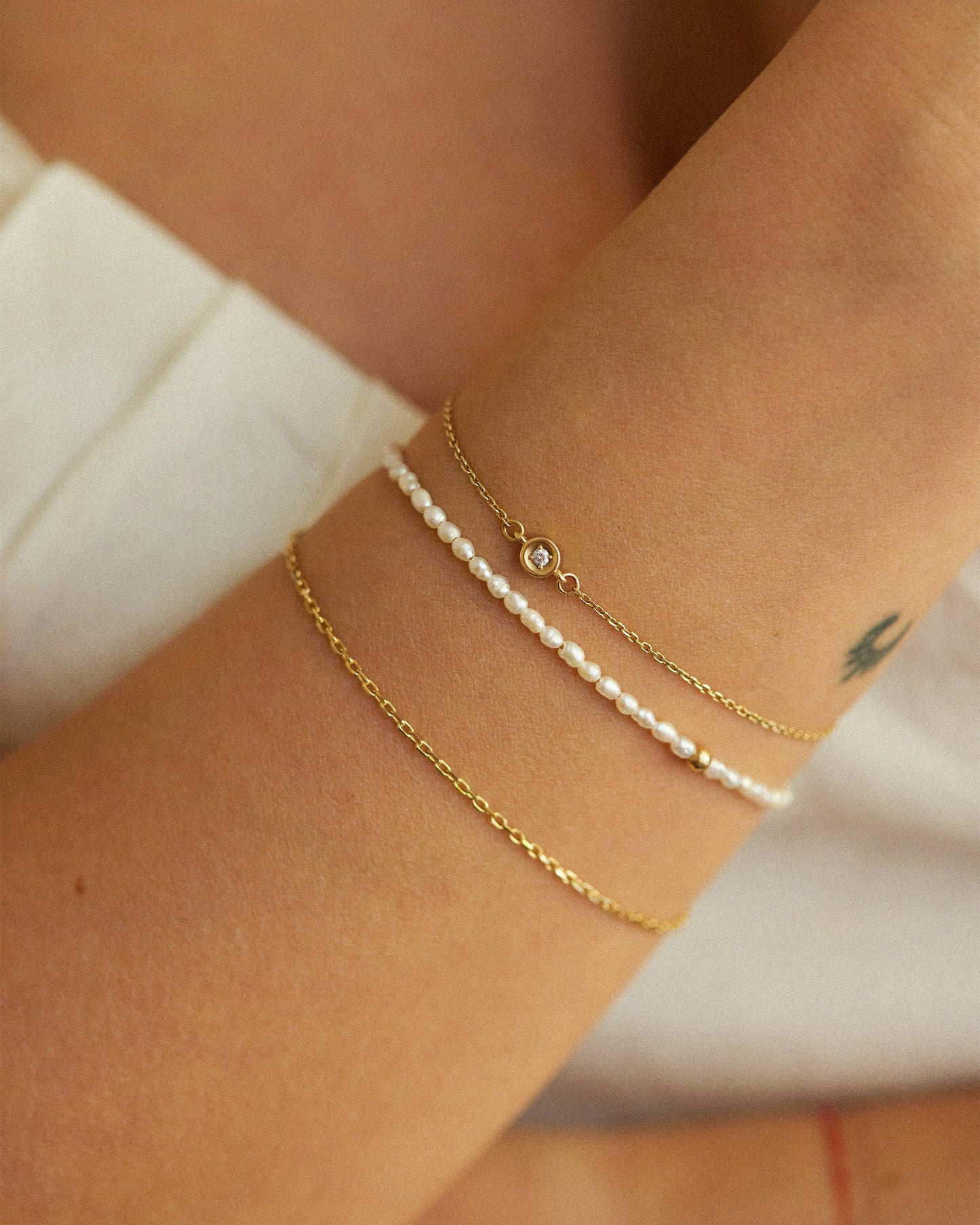 14K Solid Gold Pearl Bracelet